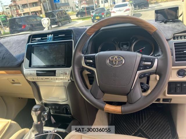 Toyota LAND CRUISER PRADO 2022-02 8562326-9