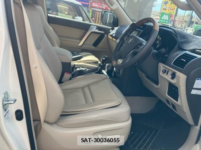 Toyota LAND CRUISER PRADO 2022-02 8562326-7