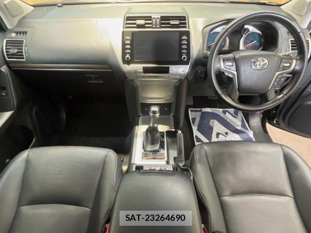 Toyota LAND CRUISER PRADO 2022-12 8562328-1