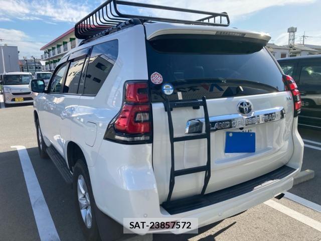 Toyota LAND CRUISER PRADO 2022-01 8562336-9