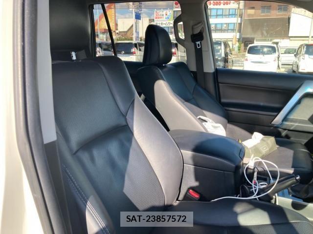 Toyota LAND CRUISER PRADO 2022-01 8562336-13