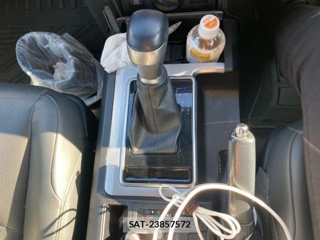 Toyota LAND CRUISER PRADO 2022-01 8562336-23