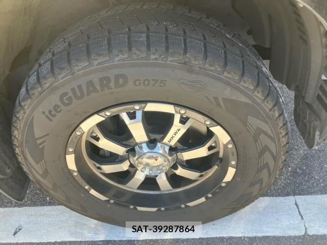 Toyota LAND CRUISER PRADO 2023-06 8562332-2