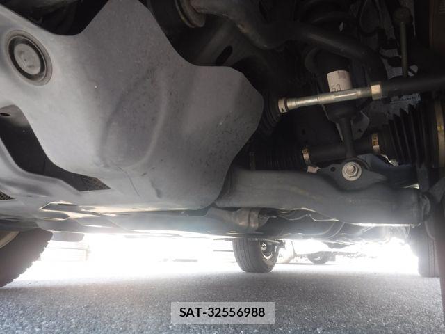 Toyota LAND CRUISER PRADO 2023-04 8562325-28