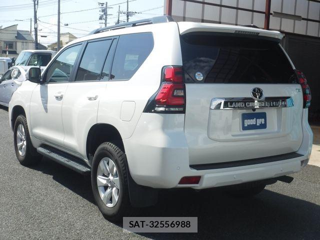 Toyota LAND CRUISER PRADO 2023-04 8562325-3
