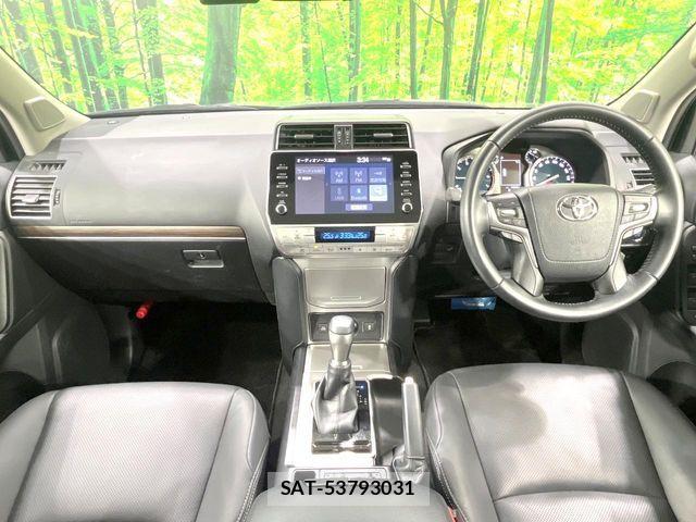 Toyota LAND CRUISER PRADO 2023-10 8627363-1