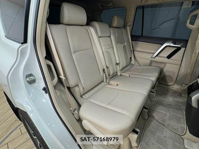 Toyota LAND CRUISER PRADO 2023-01 8627365-10