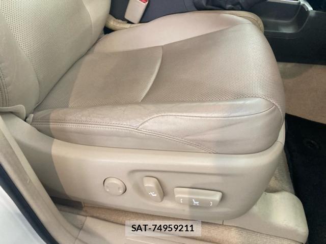 Toyota LAND CRUISER PRADO 2017-11 8627380-16
