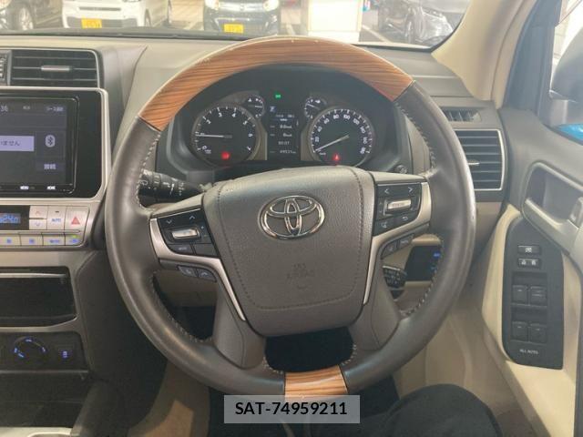 Toyota LAND CRUISER PRADO 2017-11 8627380-17