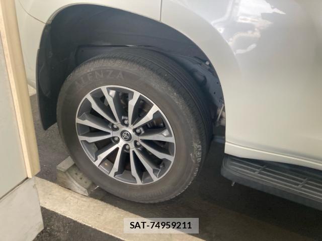Toyota LAND CRUISER PRADO 2017-11 8627380-6