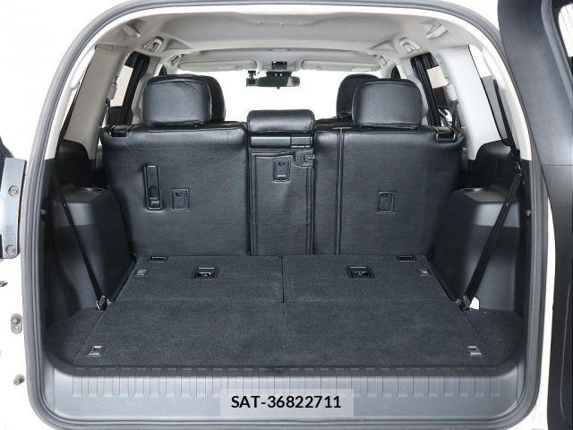 Toyota LAND CRUISER PRADO 2021-01 8627368-8