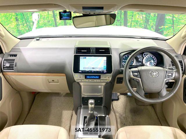 Toyota LAND CRUISER PRADO 2023-03 8627367-1