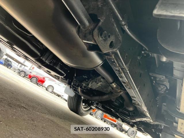 Toyota LAND CRUISER PRADO 2013-04 8627384-11