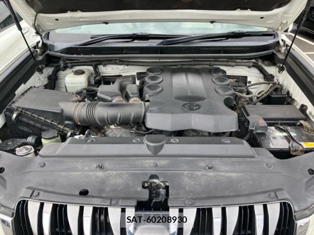 Toyota LAND CRUISER PRADO 2013-04 8627384-16