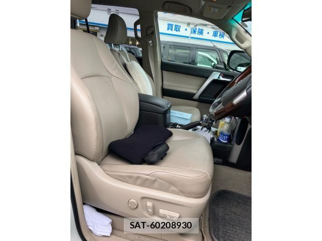 Toyota LAND CRUISER PRADO 2013-04 8627384-18