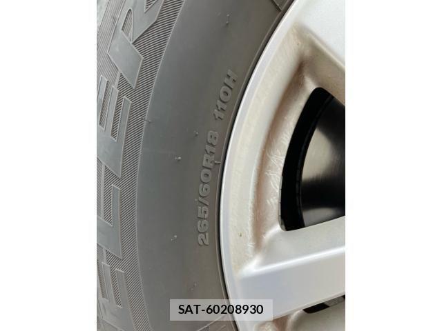 Toyota LAND CRUISER PRADO 2013-04 8627384-7