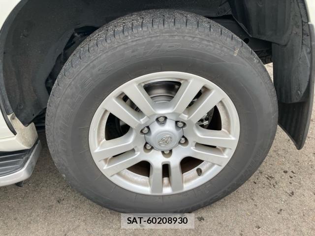 Toyota LAND CRUISER PRADO 2013-04 8627384-8