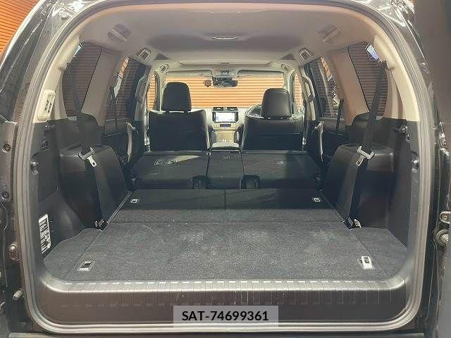 Toyota LAND CRUISER PRADO 2023-07 8627370-12