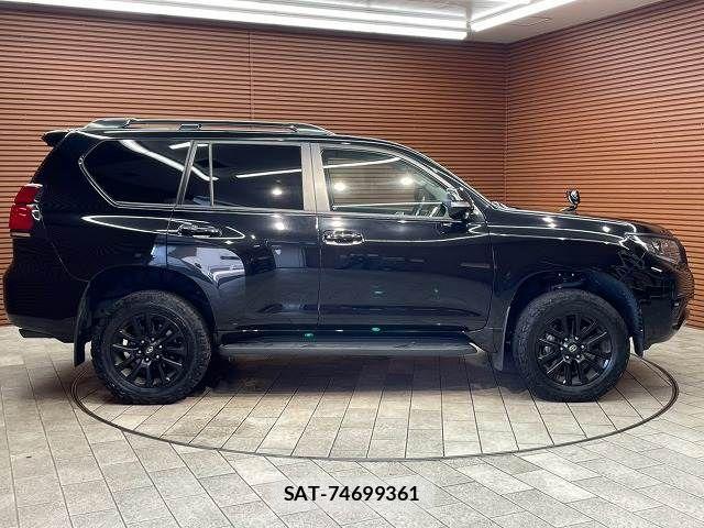 Toyota LAND CRUISER PRADO 2023-07 8627370-17