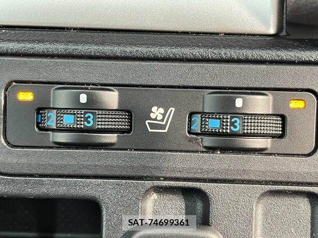 Toyota LAND CRUISER PRADO 2023-07 8627370-5