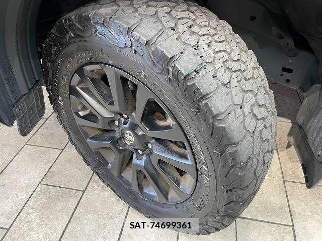 Toyota LAND CRUISER PRADO 2023-07 8627370-6