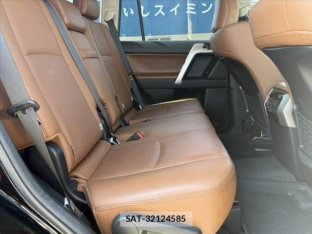 Toyota LAND CRUISER PRADO 2021-12 8627371-17