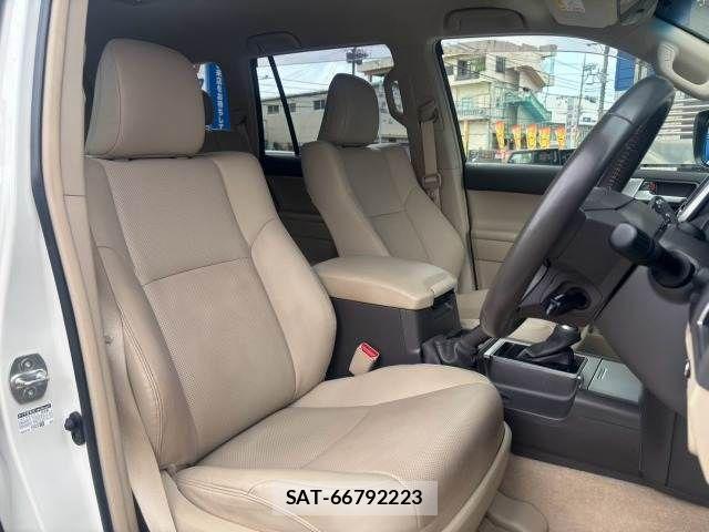 Toyota LAND CRUISER PRADO 2022-01 8627364-9