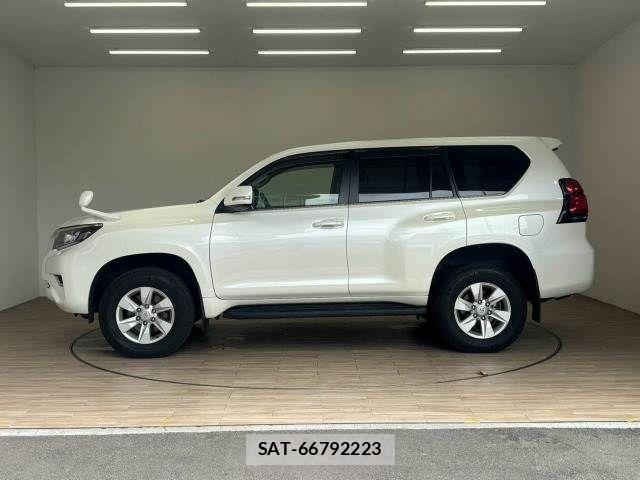 Toyota LAND CRUISER PRADO 2022-01 8627364-16
