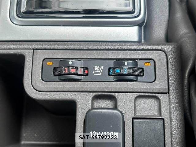 Toyota LAND CRUISER PRADO 2022-01 8627364-8