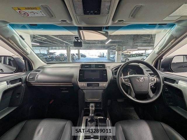 Toyota LAND CRUISER PRADO 2020-01 8627374-1