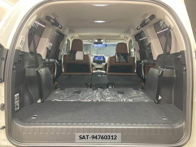 Toyota LAND CRUISER PRADO 2022-05 8627366-12