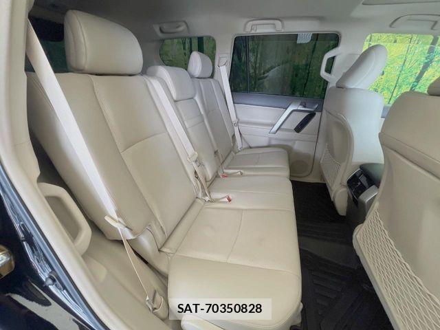 Toyota LAND CRUISER PRADO 2023-01 8627360-8