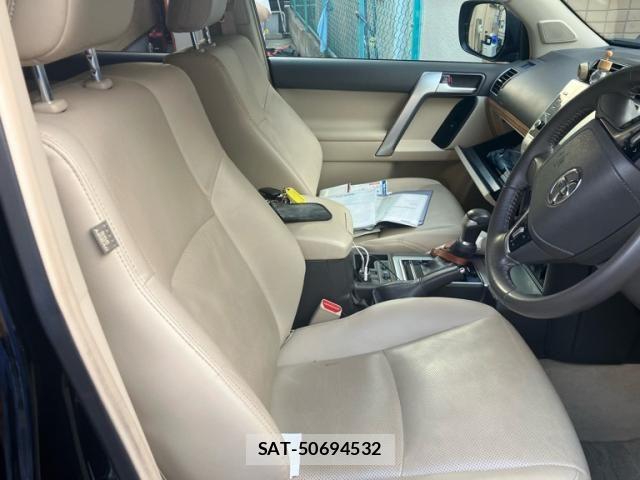 Toyota LAND CRUISER PRADO 2023-03 8627362-13