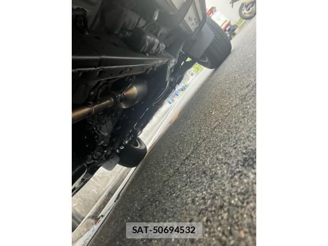 Toyota LAND CRUISER PRADO 2023-03 8627362-4