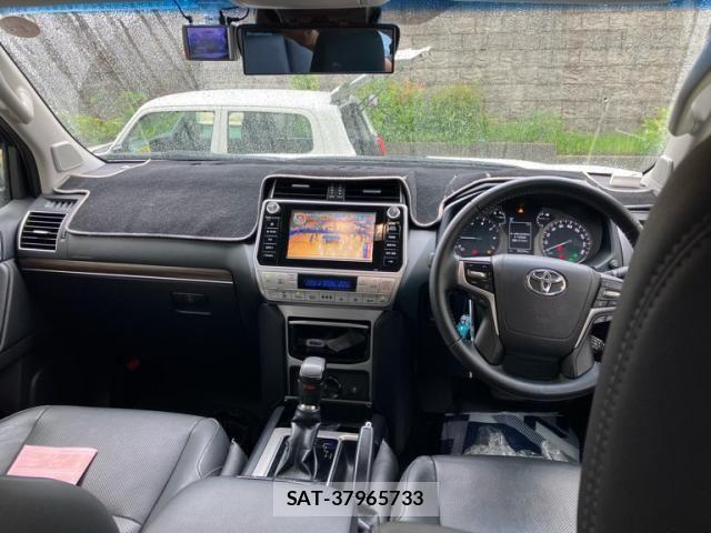 Toyota LAND CRUISER PRADO 2017-09 8627373-17
