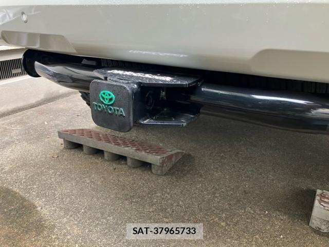 Toyota LAND CRUISER PRADO 2017-09 8627373-7