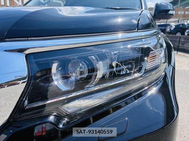 Toyota LAND CRUISER PRADO 2018-05 8627372-12