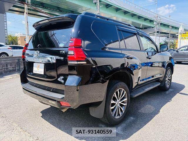 Toyota LAND CRUISER PRADO 2018-05 8627372-18