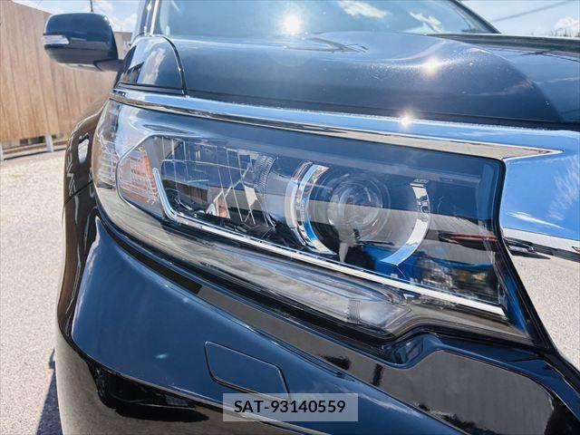 Toyota LAND CRUISER PRADO 2018-05 8627372-23