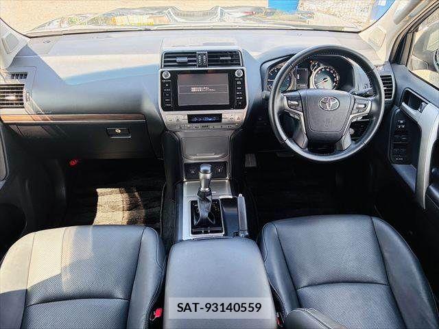 Toyota LAND CRUISER PRADO 2018-05 8627372-2