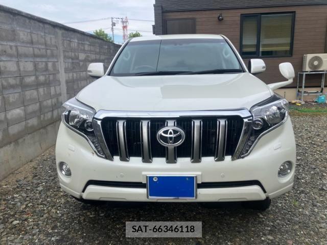 Toyota LAND CRUISER PRADO 2016-07 8666352-1