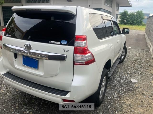 Toyota LAND CRUISER PRADO 2016-07 8666352-8