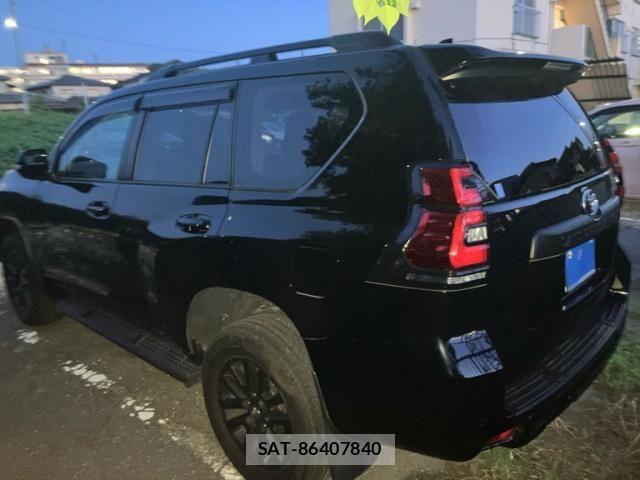 Toyota LAND CRUISER PRADO 2023-09 8666349-2