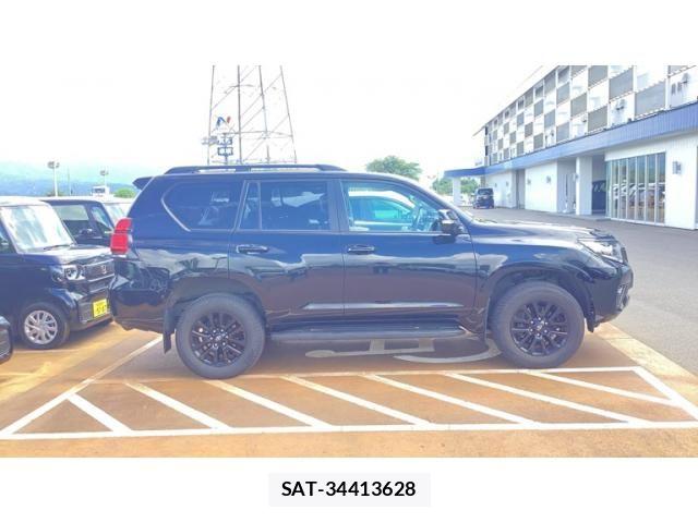 Toyota LAND CRUISER PRADO 2021-12 8659773-10
