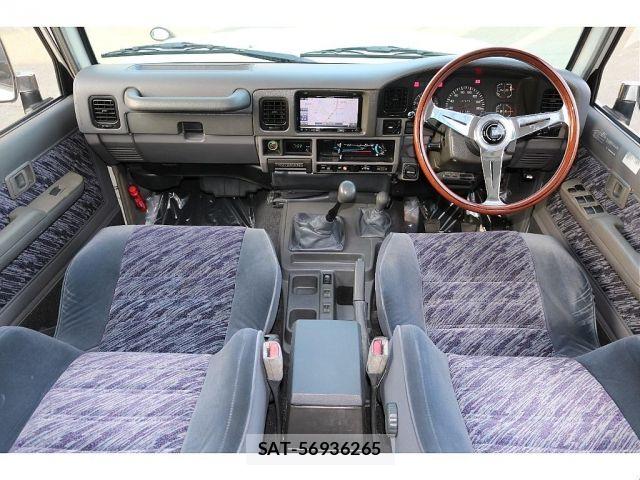 Toyota LAND CRUISER PRADO 1993-01 8659778-1