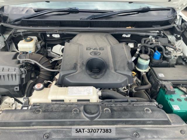 Toyota LAND CRUISER PRADO 2018-09 8659781-5