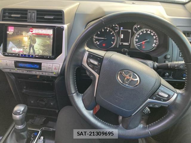 Toyota LAND CRUISER PRADO 2021-05 8666350-12