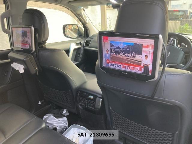 Toyota LAND CRUISER PRADO 2021-05 8666350-5
