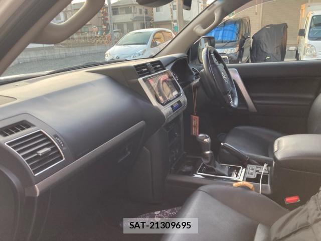Toyota LAND CRUISER PRADO 2021-05 8666350-8