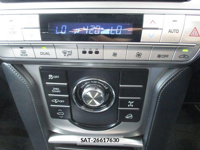 Toyota LAND CRUISER PRADO 2019-10 8659768-25